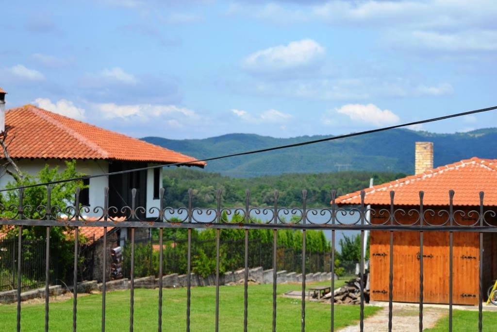 Sichanova Guest House Brŭchkovtsi Eksteriør bilde